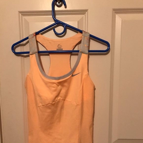 Nike Tops - Nike Sport/Tennis tank